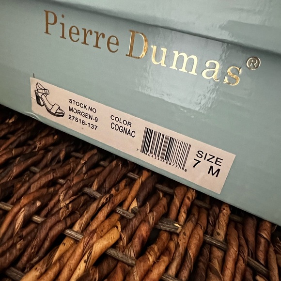 Pierre Dumas size 7 M heels - Picture 9 of 10